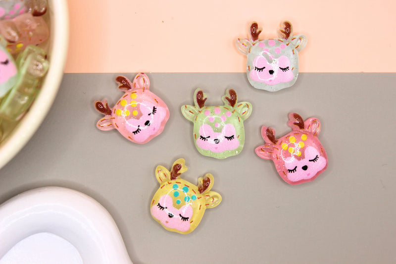 Rain Deer resin charm 5pcs/set